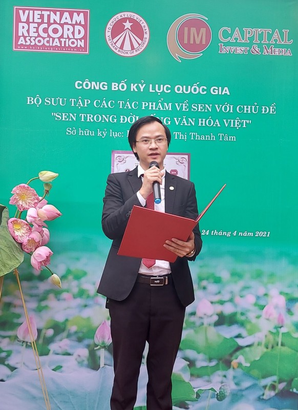 Ông Hoàng Thái Tuấn Anh, Tổng thư ký Tổ chức Kỷ lục Đông Dương, Trưởng đại diện Miền Bắc Tổ chức Kỷ lục Việt Nam công bố quyết định xác lập Kỷ lục.