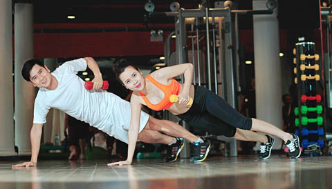Vợ chồng nhạc sĩ Hồ Hoài Anh - Lưu Hương Giang là hai trong nhiều hội viên nổi tiếng của NShape Fitness.