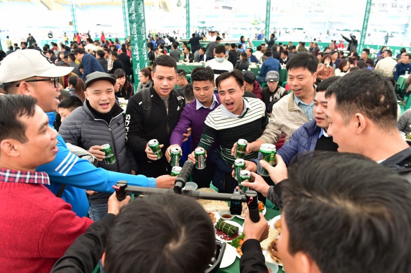 Lễ hội Bia Sài Gòn lần đầu tiên được thực hiện tại Tp. Hà Nội, đã mang đến cho người yêu bia Thủ đô một ngày hội náo nhiệt với mọi cung bậc cảm xúc cùng men Bia Sài Gòn. 