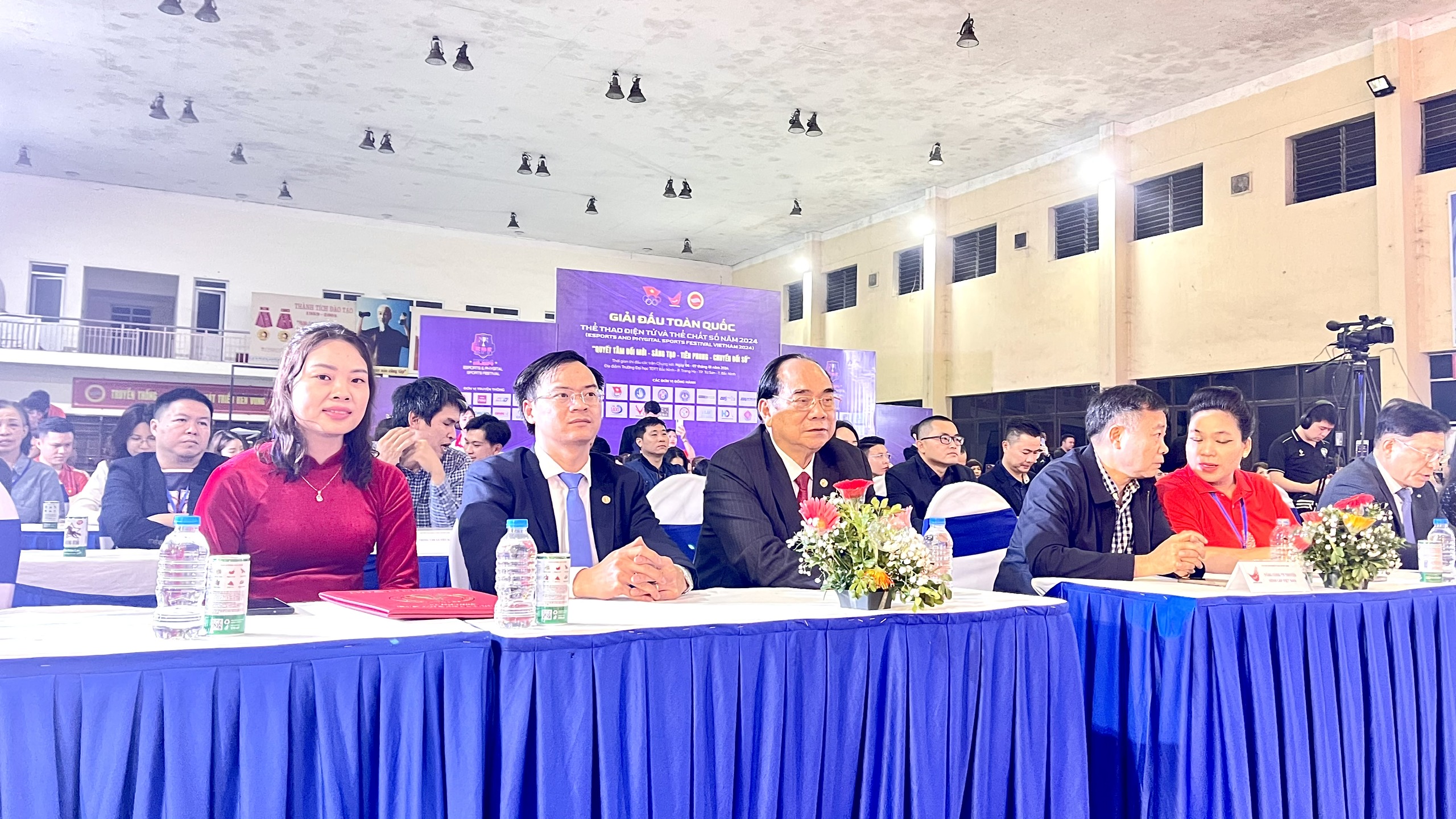 Đại diện Tổ chức Kỷ lục Việt Nam tham dự sự kiện.