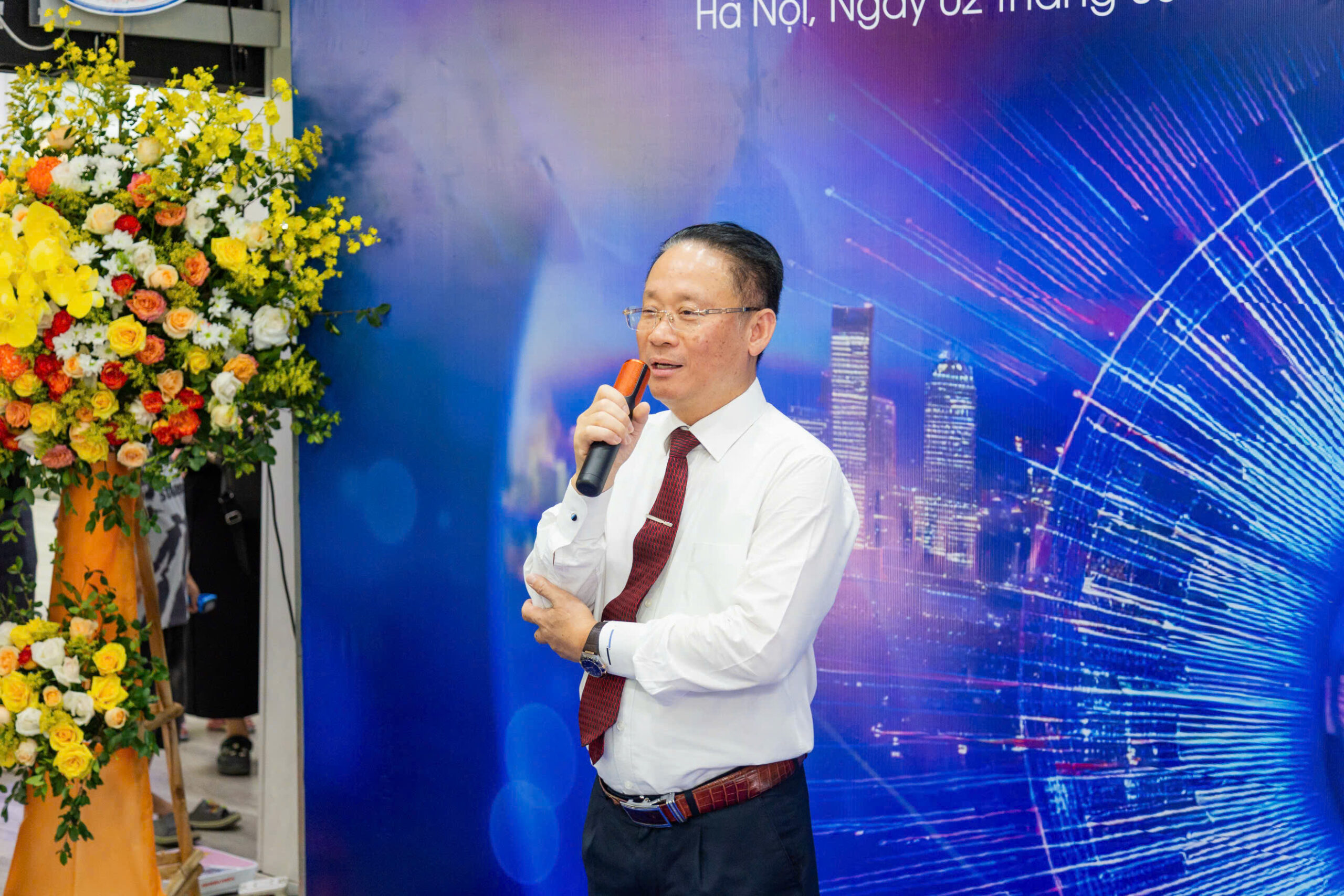 Ông Dương Chí Kiên – Chủ tịch HĐQT Tập đoàn Y tế Việt – Nga phát biểu tại buổi lễ.