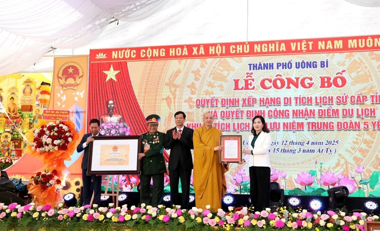 Khu di tích lịch sử lưu niệm Trung đoàn 5 Yên Tử đón nhận Quyết định xếp hạng Di tích cấp tỉnh và Quyết định công nhận Điểm du lịch cấp tỉnh vào tháng 04/2025 .